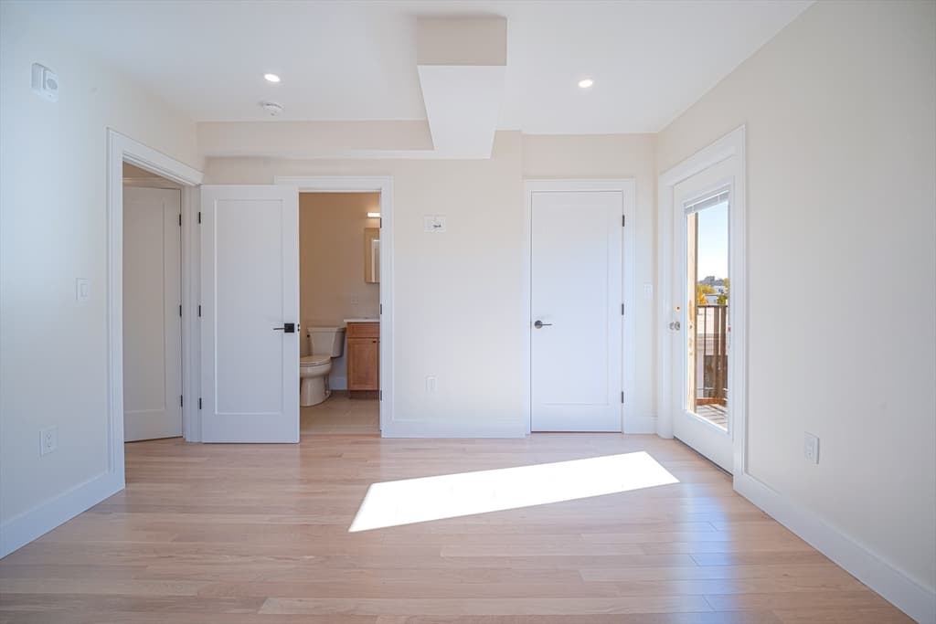 Condominium at 59 Gove St. # 4, Boston MA 02128, Boston, photo 13 of 32