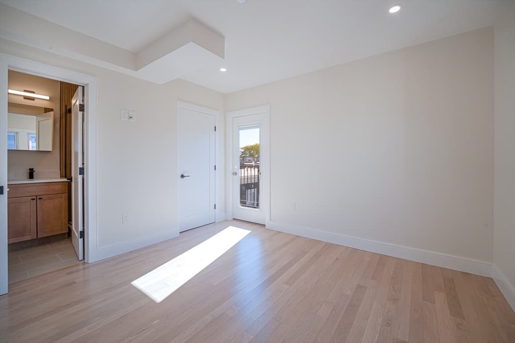Condominium at 59 Gove St. # 4, Boston MA 02128, Boston, photo 12 of 32