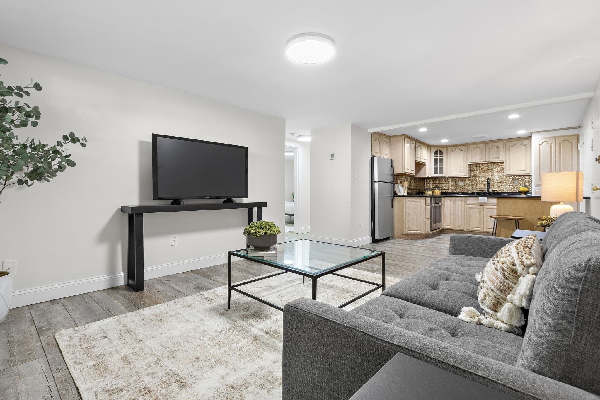 Condominium at 365 Faneuil # 4, Boston MA 02135, photo 17 of 21