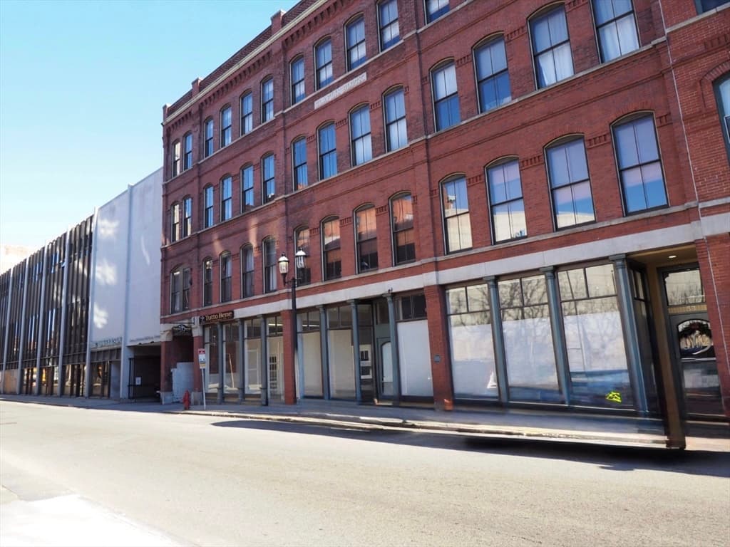58 Prescott Street, Lowell MA 01852