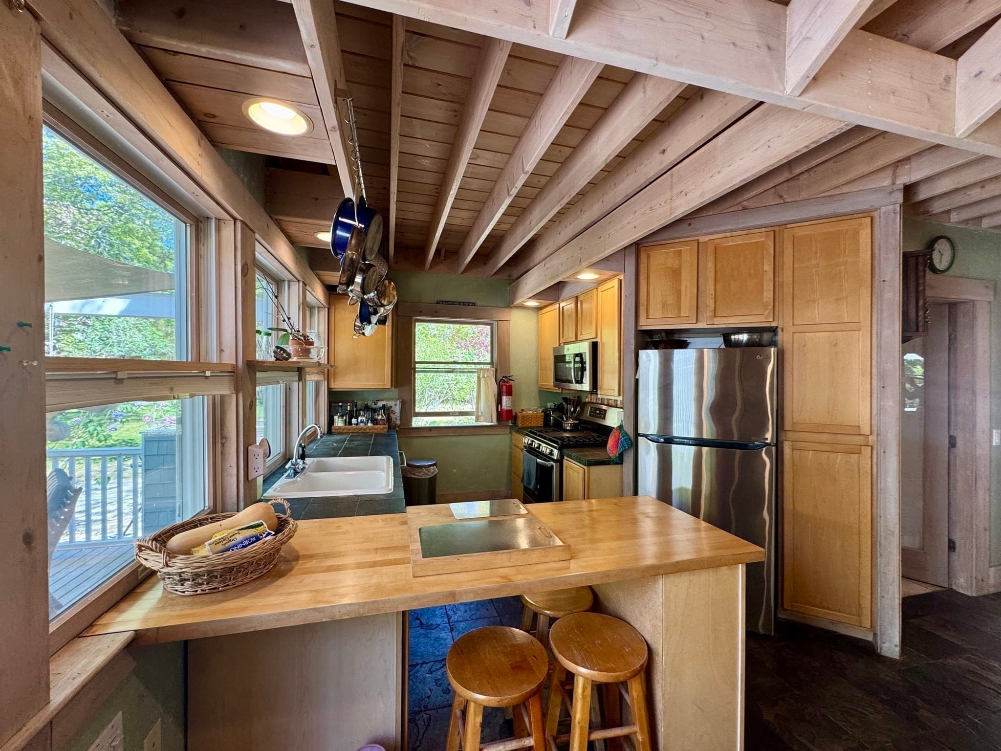 Single Family Residence at 299 Daggett Ave # A, Tisbury MA 02568, photo 6 of 28