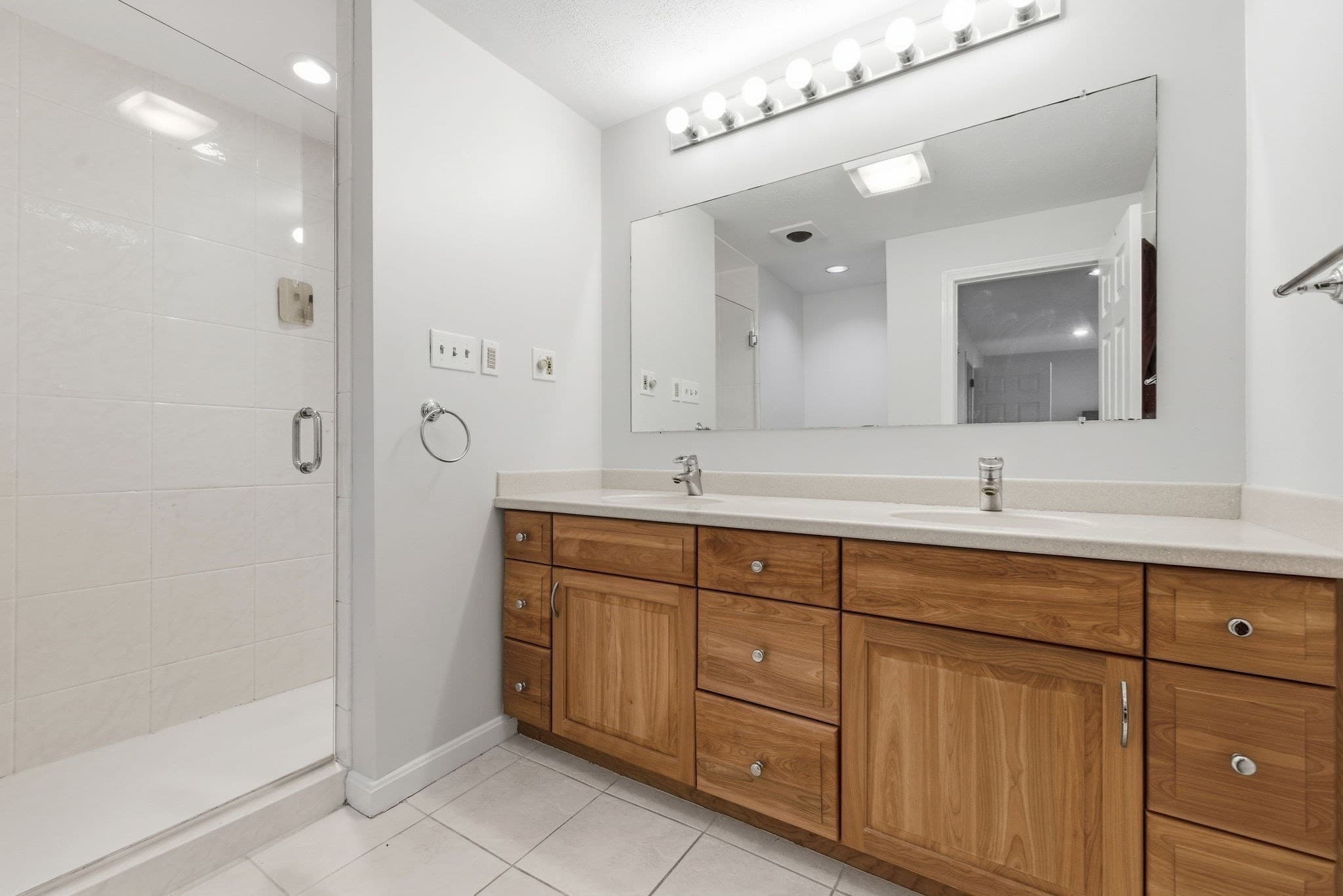 Condominium at 27 Fairway Circle # 27, Natick MA 01760, Natick, photo 11 of 20