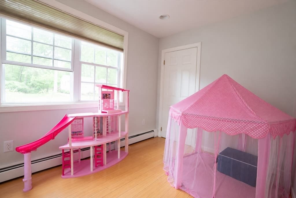 16 Richard Ave, Sudbury MA 01776 photo 9