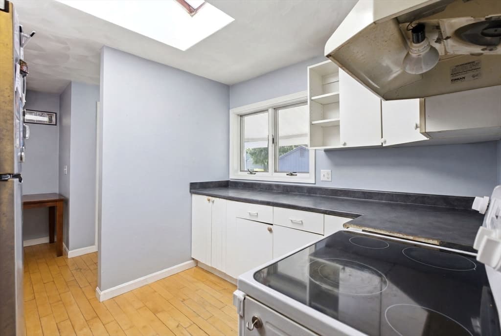 17 West Street, Brockton MA 02301 photo 6