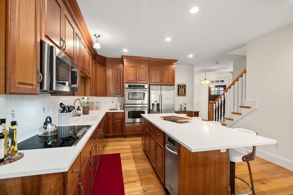 Condominium at 287 Langley Rd # 43, Newton MA 02459, Newton, photo 9 of 36