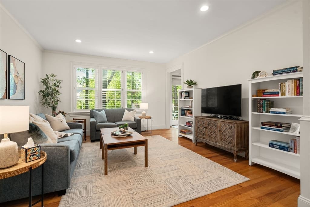 Condominium at 287 Langley Rd # 43, Newton MA 02459, Newton, photo 18 of 36