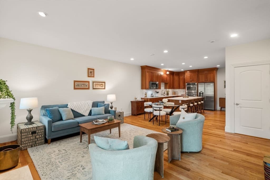 Condominium at 287 Langley Rd # 43, Newton MA 02459, Newton, photo 15 of 36