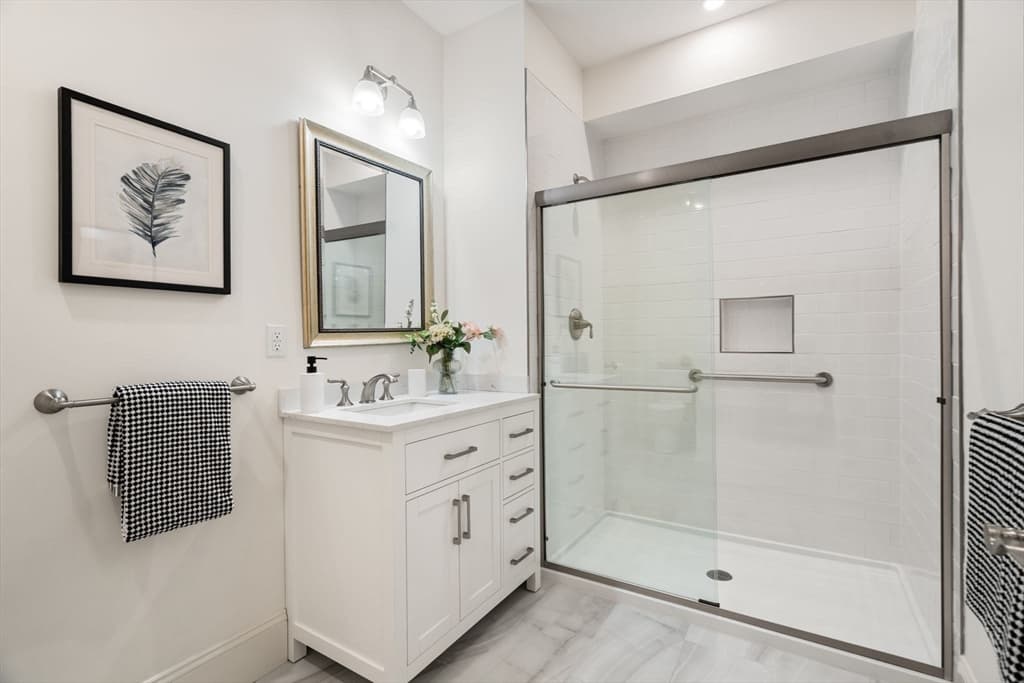 Condominium at 287 Langley Rd # 43, Newton MA 02459, Newton, photo 19 of 36