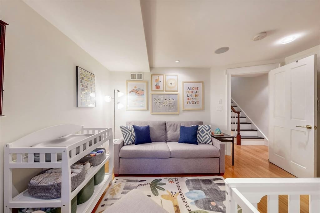 Condominium at 11 Fayette # 1, Boston MA 02116, photo 17 of 32