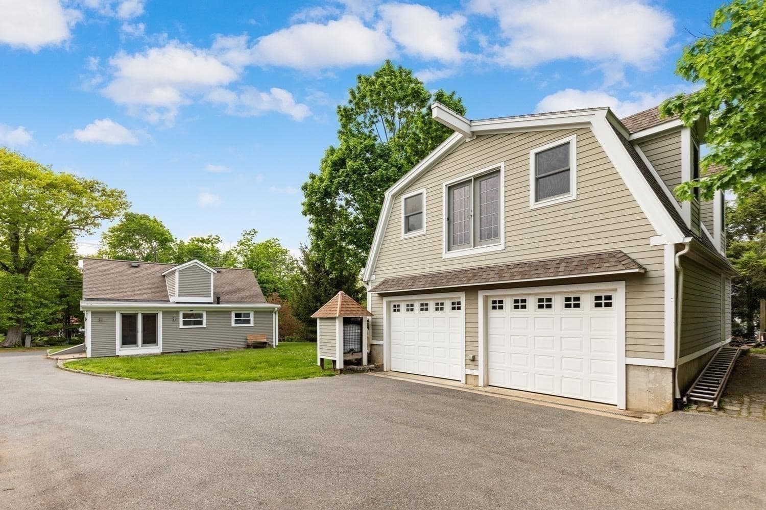 17 Pigeon Hill Street, Rockport MA 01966