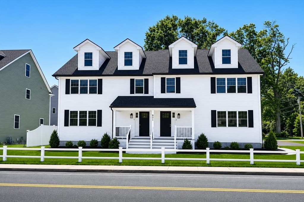Condominium at 811 Main St # 2, Tewksbury MA 01876, photo 18 of 24