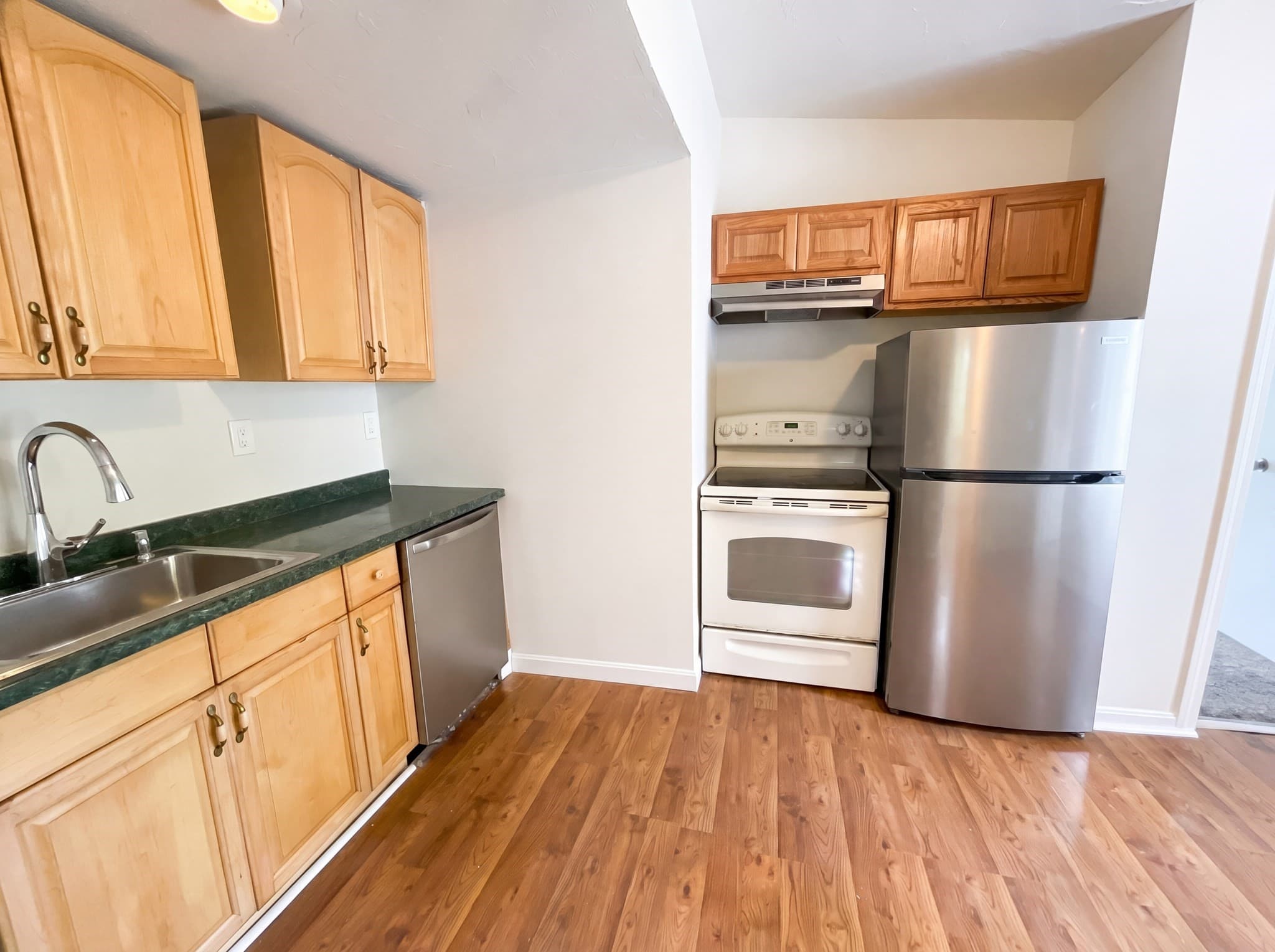 Single Family Residence at 361 Tremont St, Taunton MA 02780, photo 8 of 21