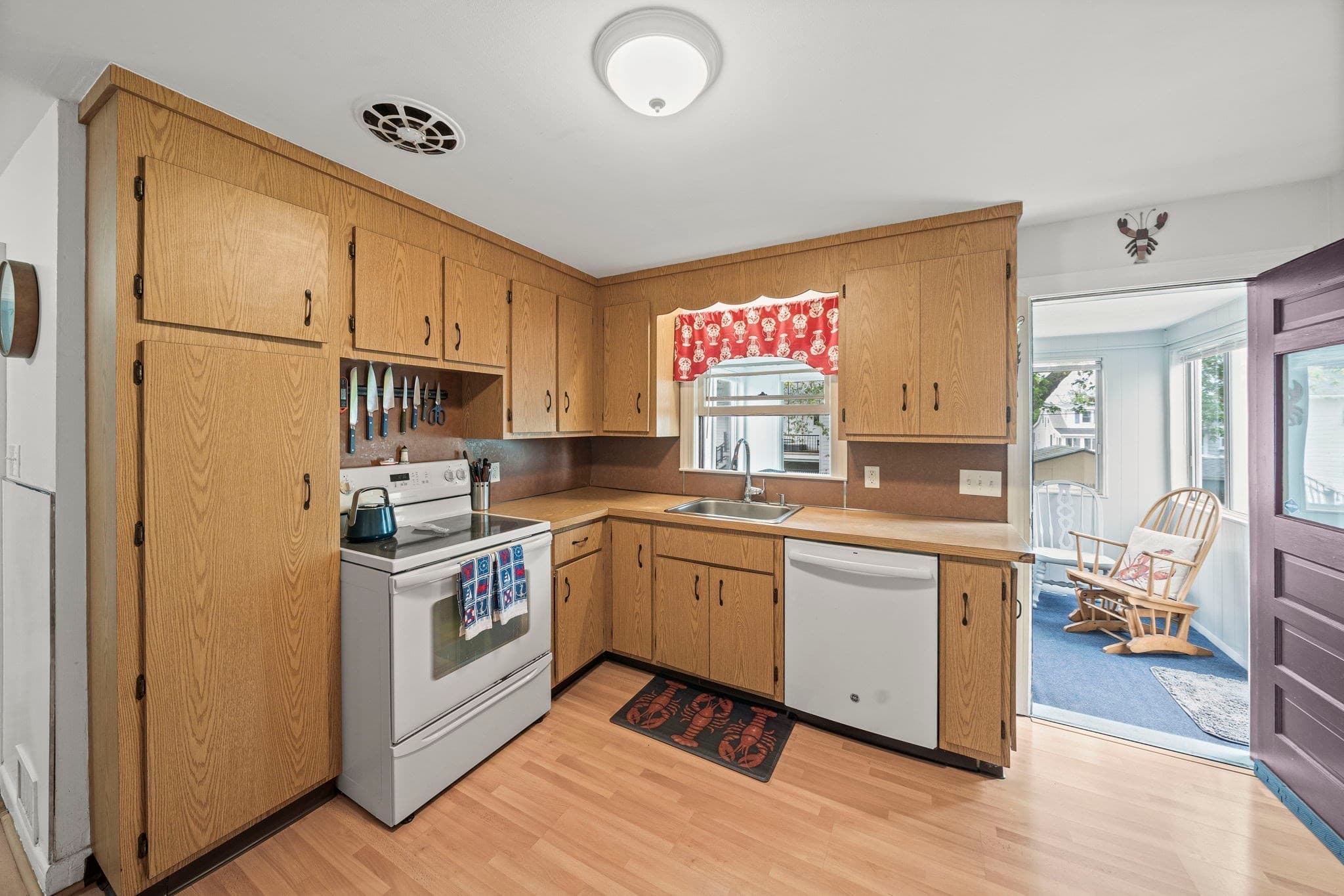 Single Family Residence at 15 D St, Hull MA 02045, photo 41 of 42