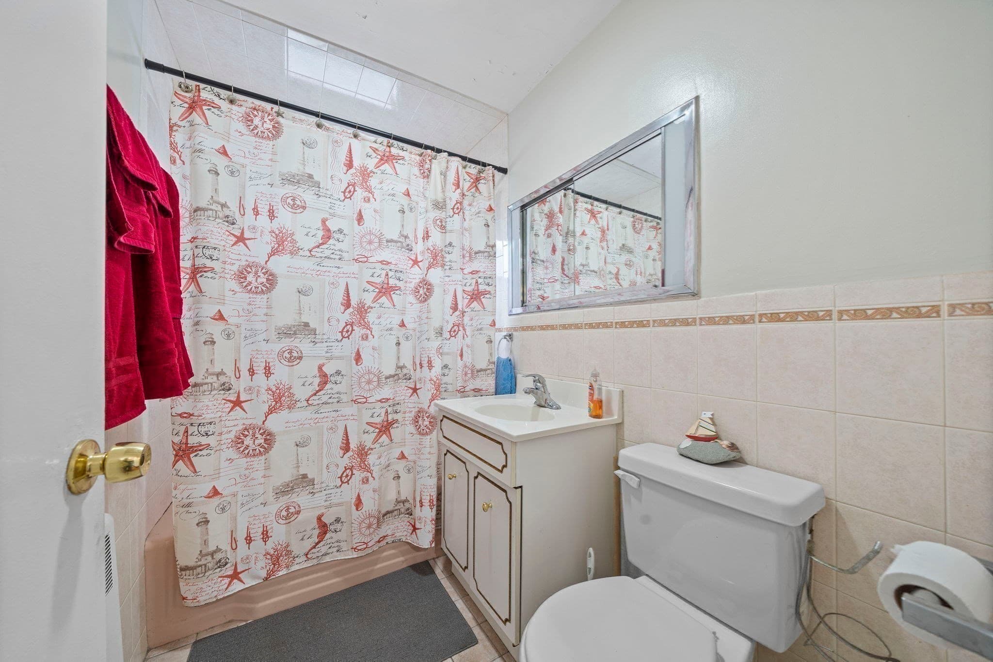 Single Family Residence at 15 D St, Hull MA 02045, photo 21 of 42