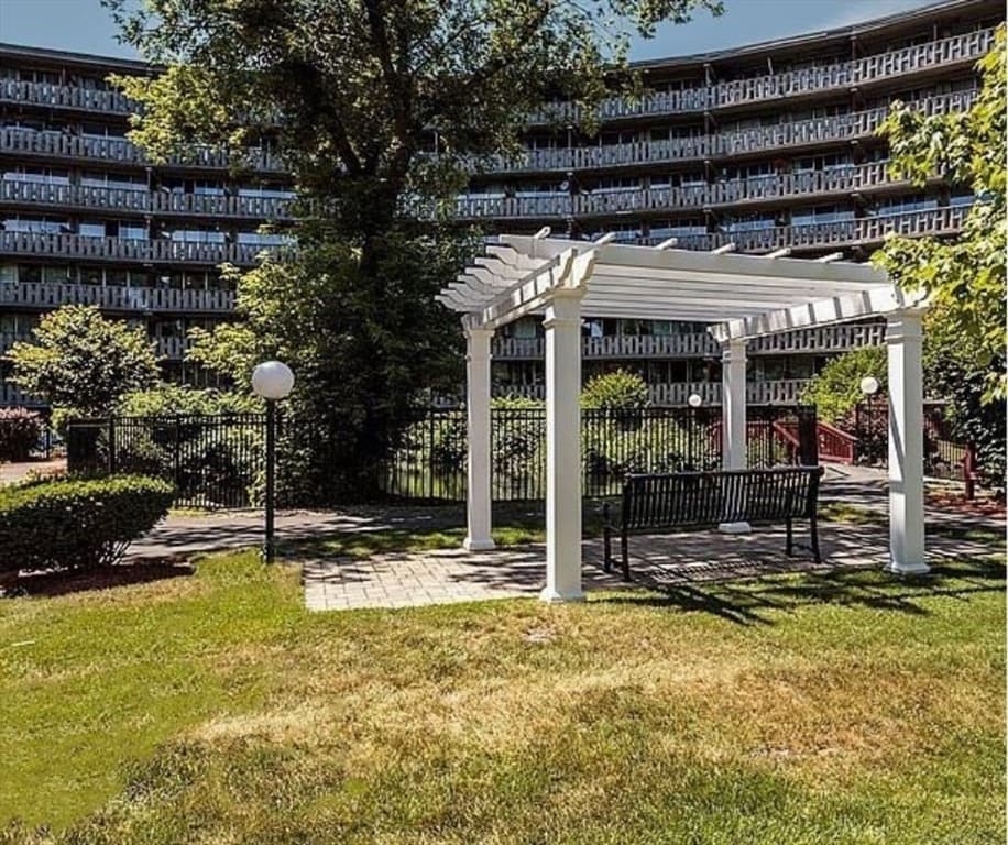 Condominium at 200 Swanton St # 303, Winchester MA 01890, Winchester, photo 10 of 19