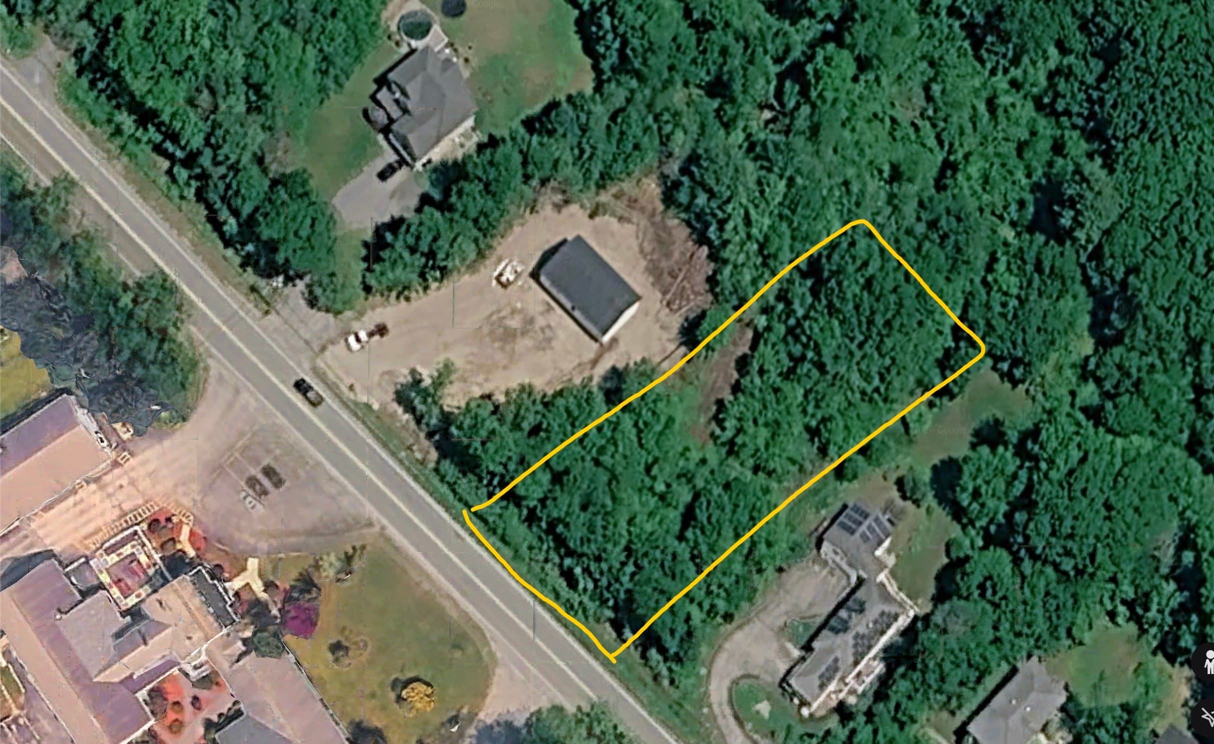 188 Southbridge Rd, Dudley MA 01571