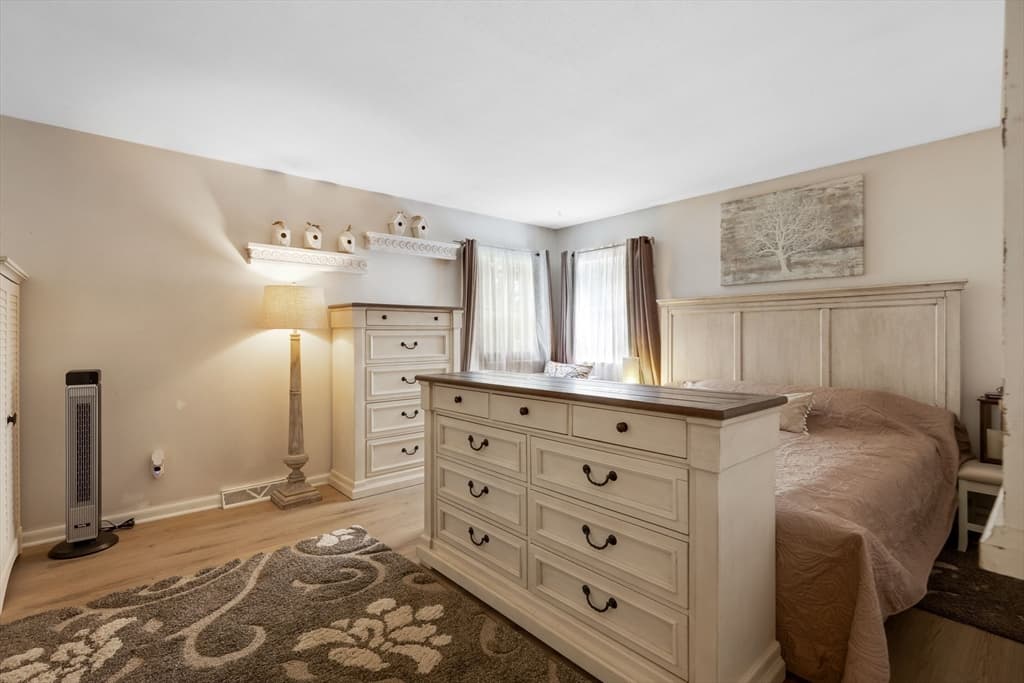 Single Family Residence at 15 Conestoga Rd, Lexington MA 02421, Lexington, photo 10 of 24