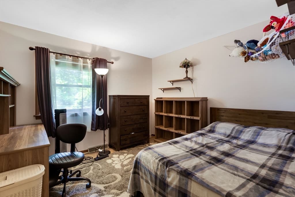 Single Family Residence at 15 Conestoga Rd, Lexington MA 02421, Lexington, photo 15 of 24