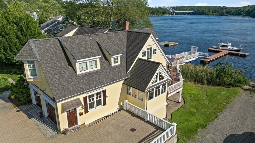 Single Family Residence at 435 Main Street, Amesbury MA 01913, photo 33 of 42