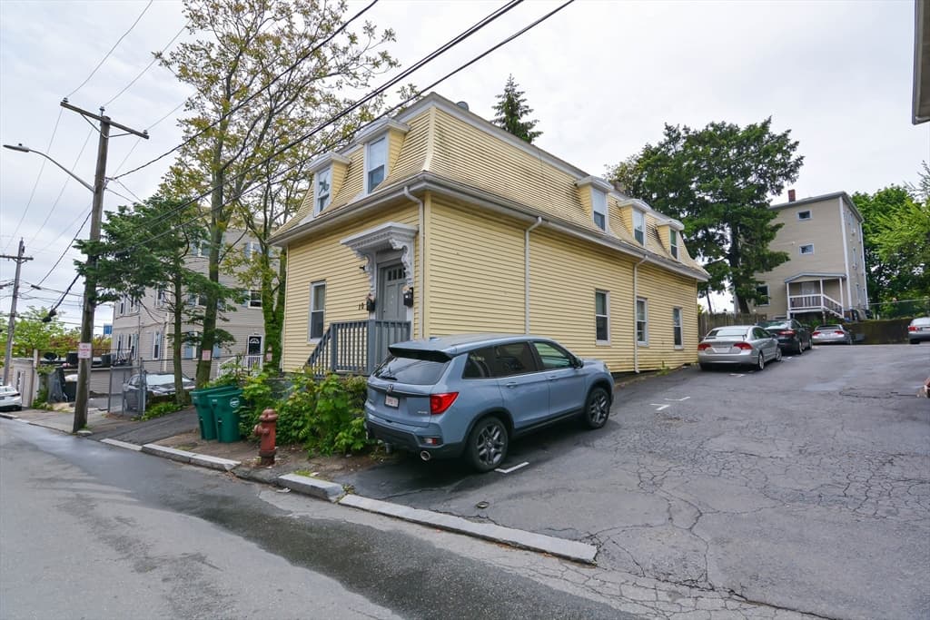 2 Family - 2 Units Up/Down at 10 Essex Ct, Lynn MA 01902, Lynn, photo 2 of 37