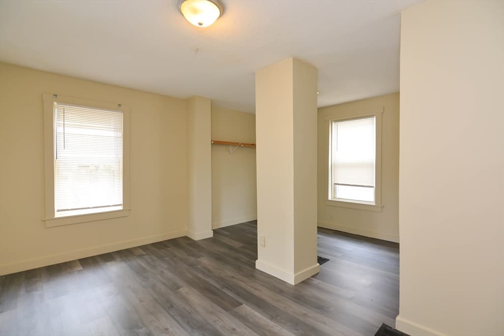 2 Family - 2 Units Up/Down at 10 Essex Ct, Lynn MA 01902, Lynn, photo 19 of 37