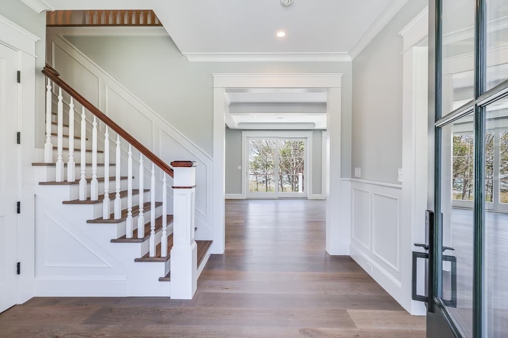 Single Family Residence at 181 Dedham Street, Dover MA 02030, Dover, photo 3 of 18