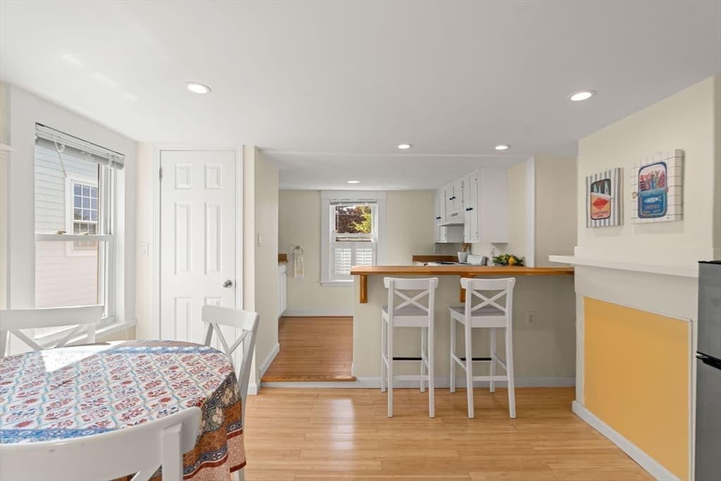 2 Mount Pleasant St # 4, Rockport MA 01966 photo 12