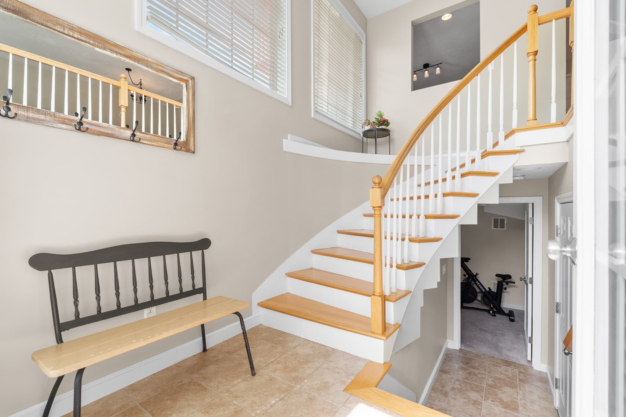 Condominium at 4 Paul Revere Path # 4, Hopkinton MA 01748, photo 7 of 32
