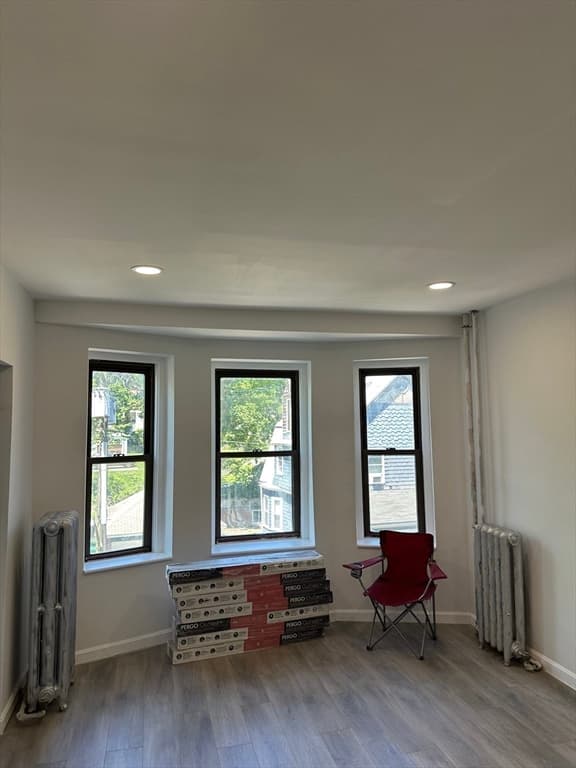 Condominium at 285 Lynn Shore Drive # 308, Lynn MA 01902, Lynn, photo 15 of 29