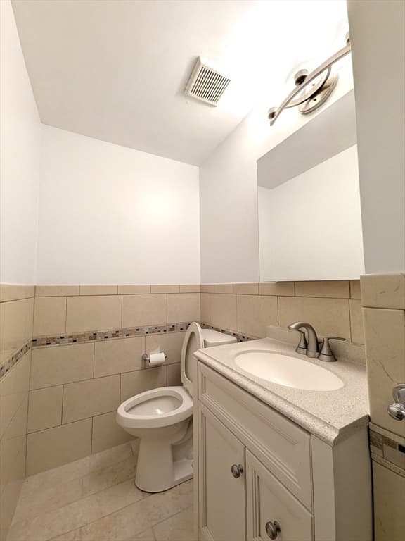 22 Chestnut Pl # 306, Brookline MA 02445 photo 8