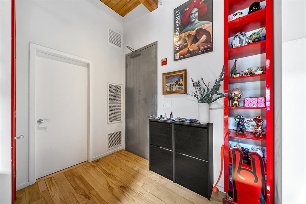 Condominium at 21 Wormwood St # 620, Boston MA 02210, photo 6 of 32