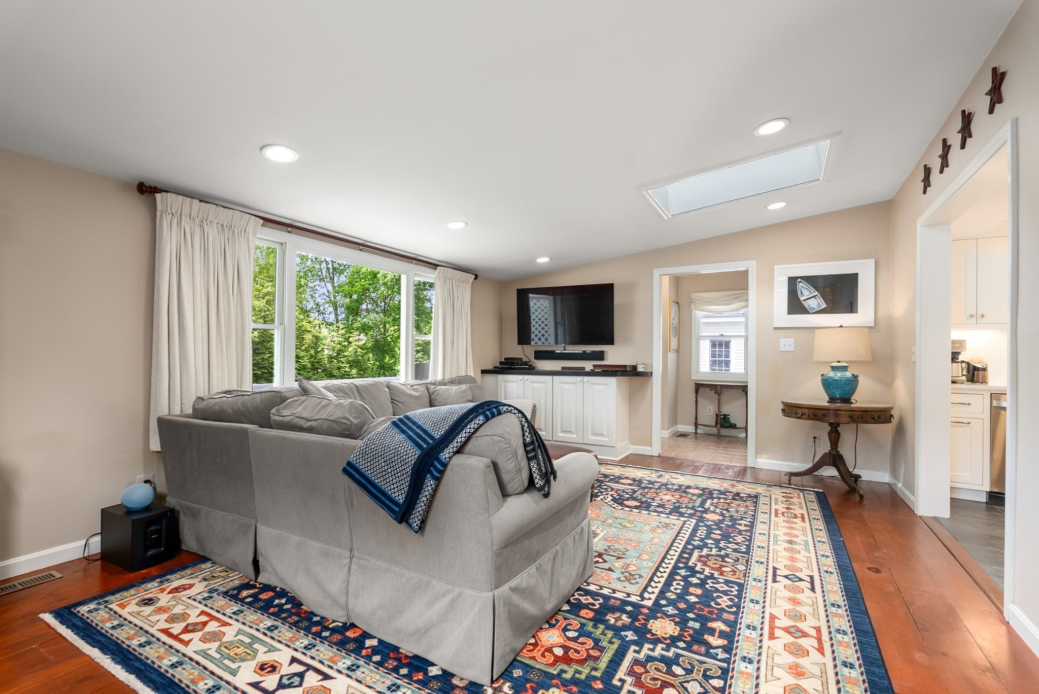 Single Family Residence at 295 Concord Road, Sudbury MA 01776, photo 11 of 42