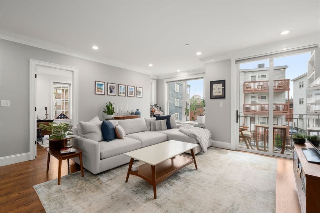 Condominium at 136 Sydney St # 5, Boston MA 02125, Boston, photo 2 of 19