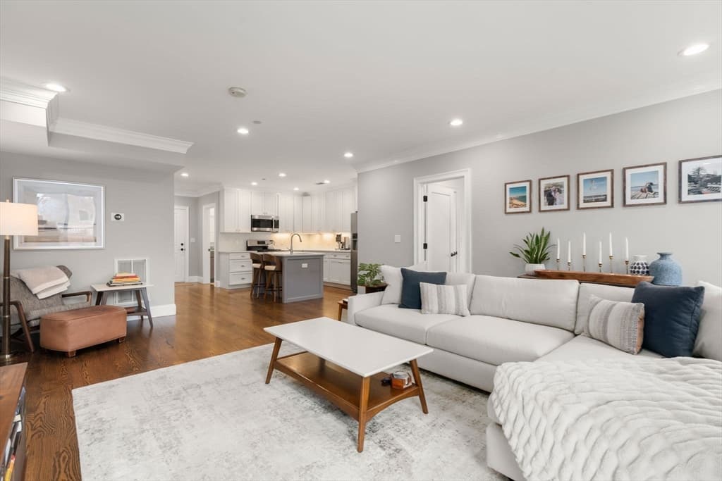 Condominium at 136 Sydney St # 5, Boston MA 02125, Boston, photo 3 of 19