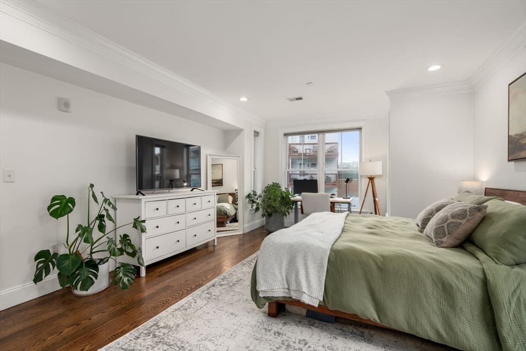 Condominium at 136 Sydney St # 5, Boston MA 02125, Boston, photo 9 of 19