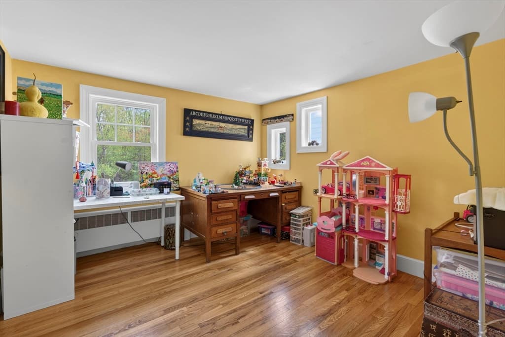 Single Family Residence at 229 Parkerville Rd, Southborough MA 01772, Southborough, photo 13 of 38