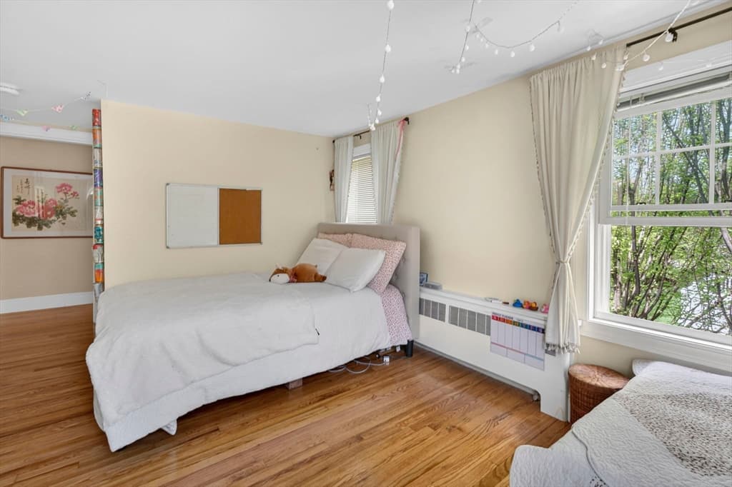 Single Family Residence at 229 Parkerville Rd, Southborough MA 01772, Southborough, photo 12 of 38