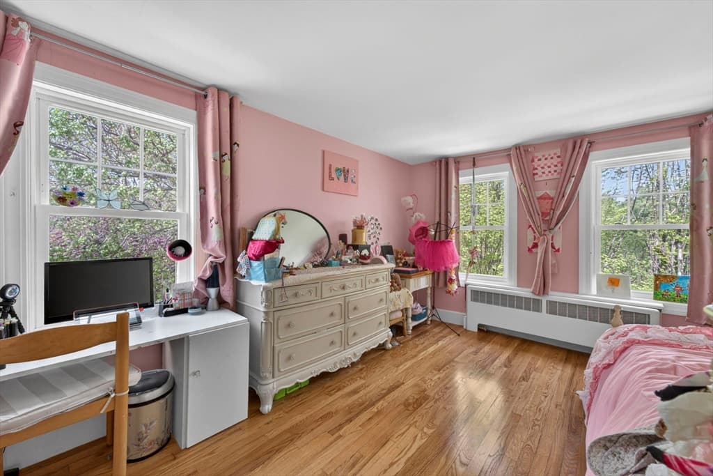 Single Family Residence at 229 Parkerville Rd, Southborough MA 01772, Southborough, photo 15 of 38