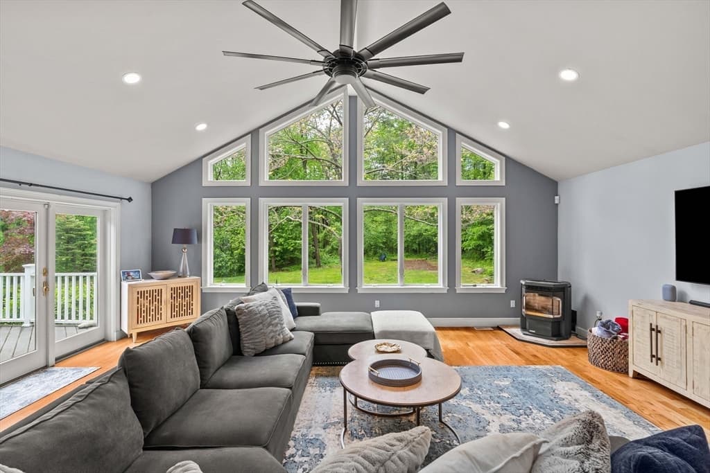 139 Hidden Rd, Andover MA 01810 photo 9