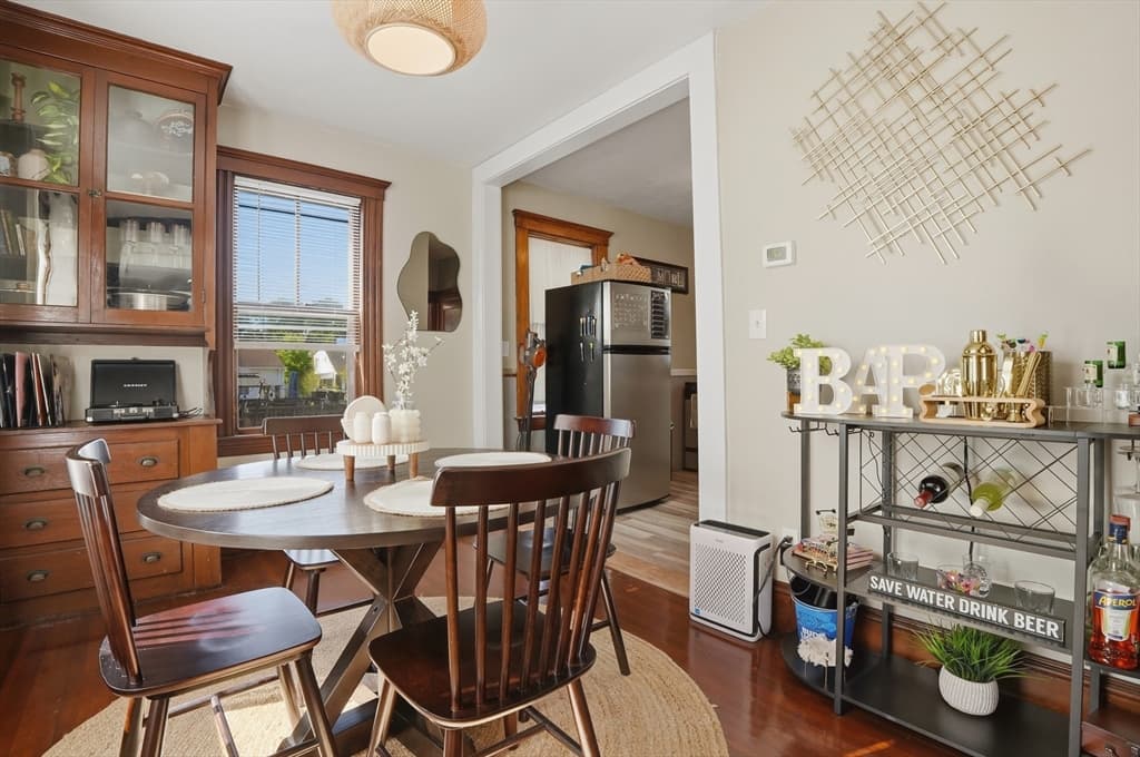 Single Family Residence at 146 Sycamore St, New Bedford MA 02740, New Bedford, photo 17 of 34