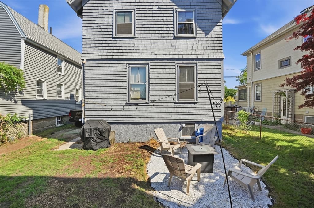 Single Family Residence at 146 Sycamore St, New Bedford MA 02740, New Bedford, photo 33 of 34