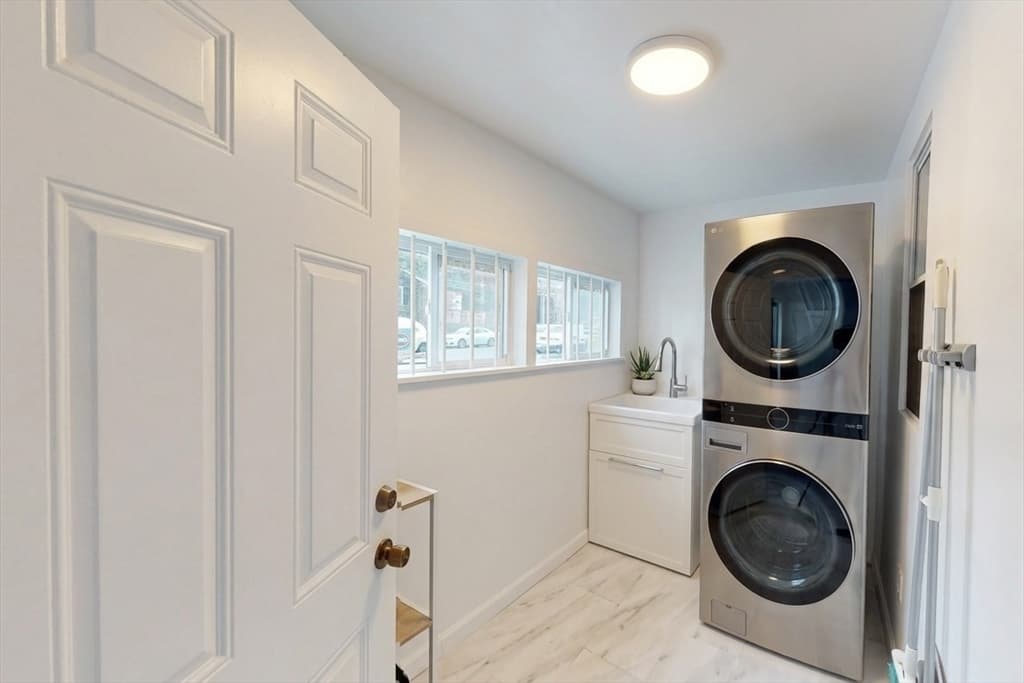146 Pierce St, Malden MA 02148 photo 8
