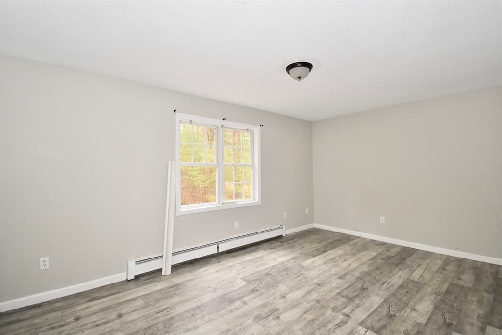 183 Jewett St, Springfield MA 01129 photo 16