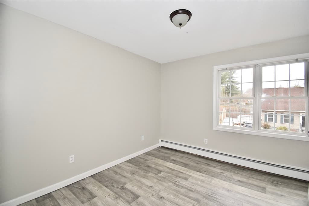 183 Jewett St, Springfield MA 01129 photo 15