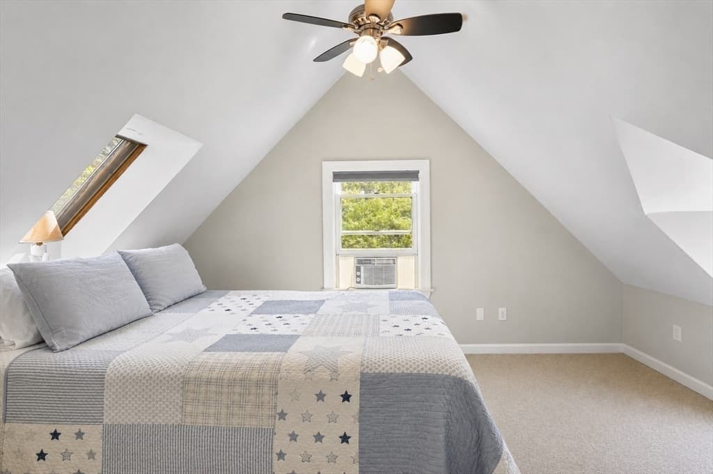 Single Family Residence at 10 North Bog Rd, Edgartown MA 02539, Edgartown, photo 27 of 34