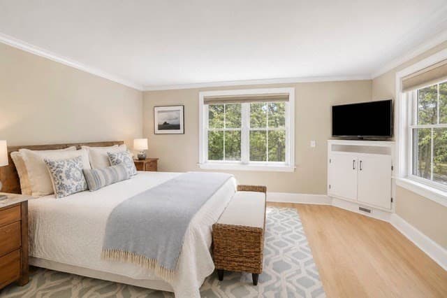 Single Family Residence at 10 North Bog Rd, Edgartown MA 02539, Edgartown, photo 22 of 34