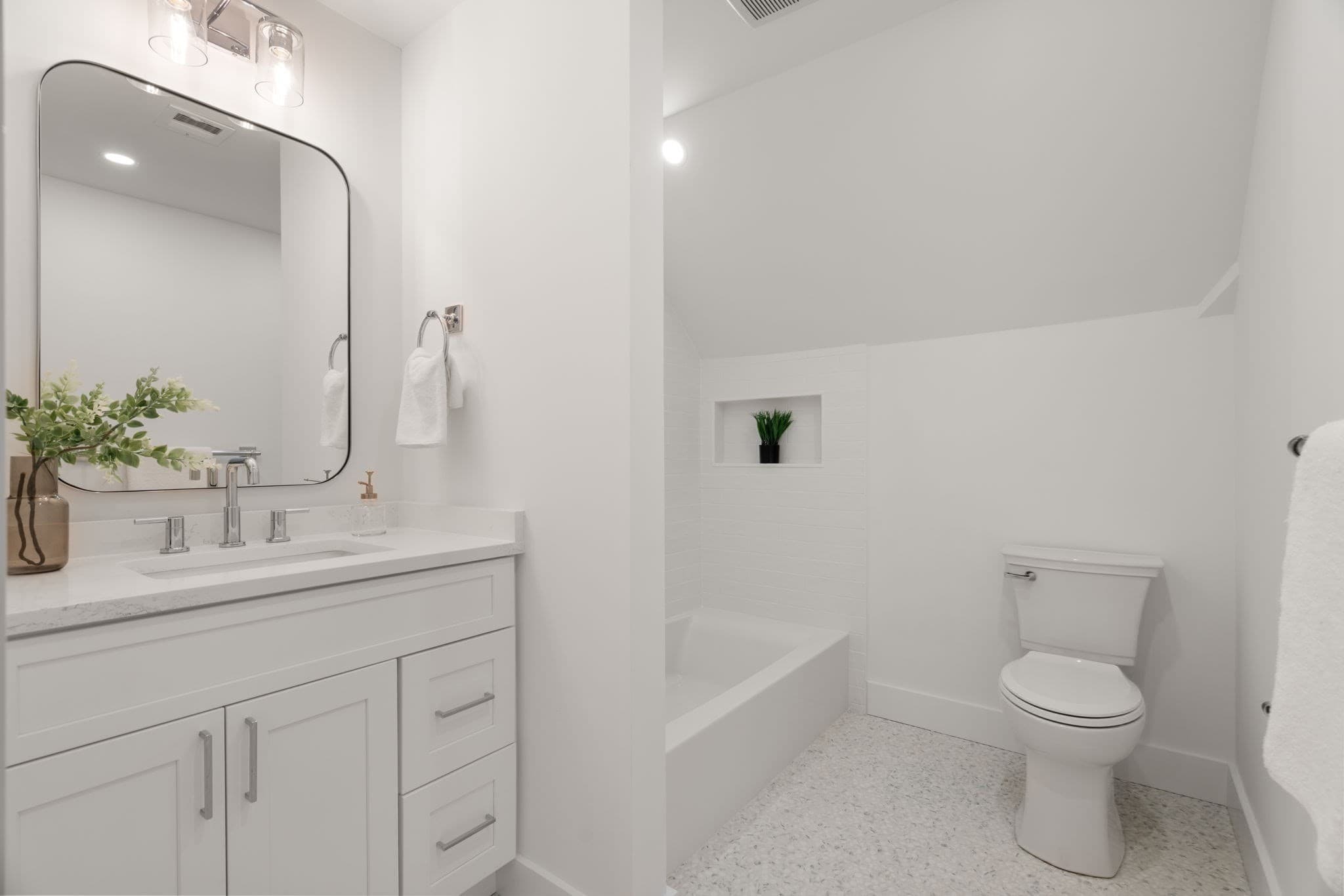 Condominium at 26 Adelaide Street # 3, Boston MA 02130, photo 15 of 21