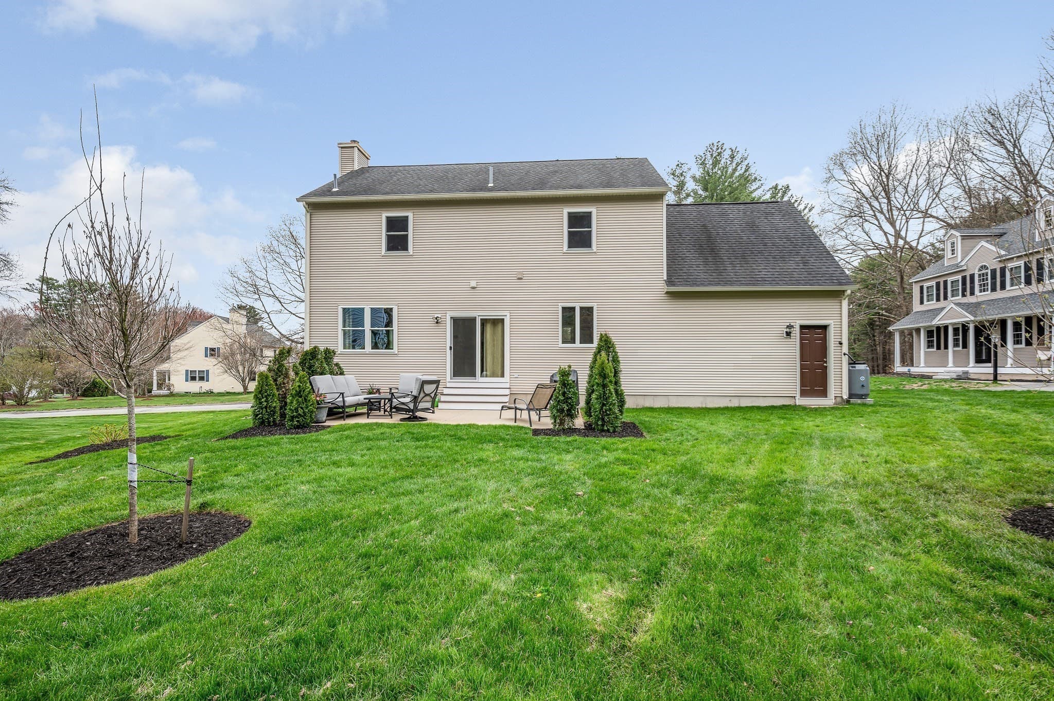 Single Family Residence at 37 Beechwood Dr, Haverhill MA 01832, Haverhill, photo 32 of 38