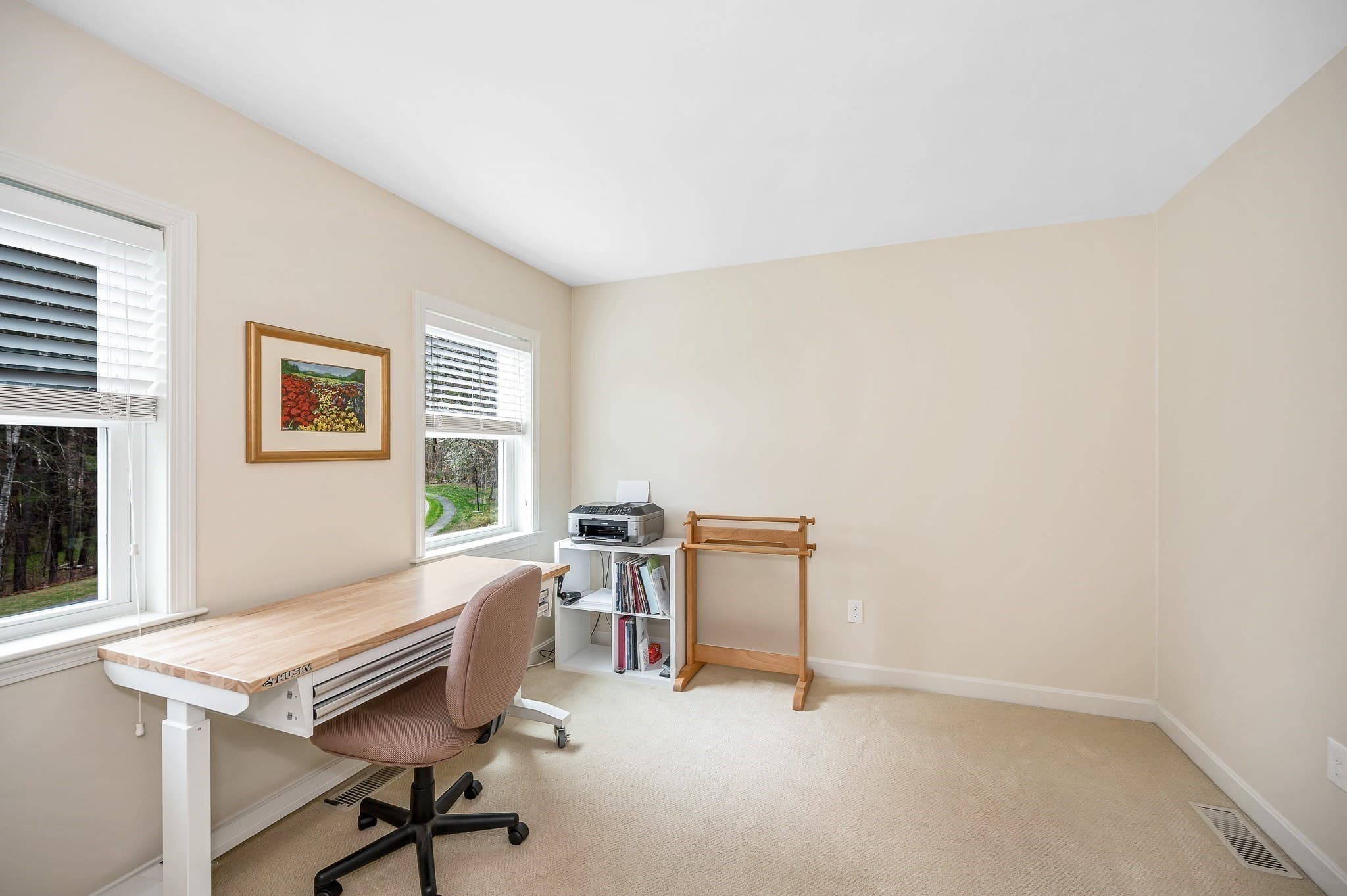 Single Family Residence at 37 Beechwood Dr, Haverhill MA 01832, Haverhill, photo 30 of 38