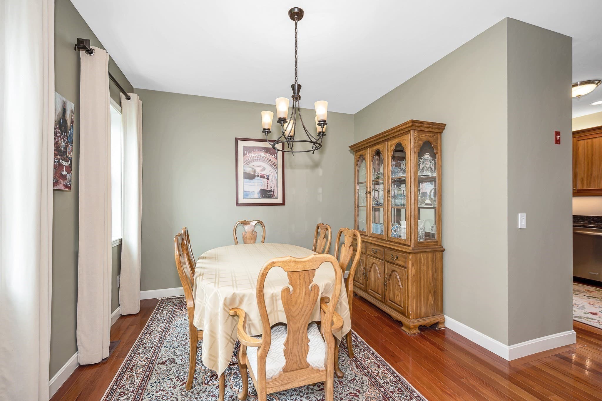 Single Family Residence at 37 Beechwood Dr, Haverhill MA 01832, Haverhill, photo 10 of 38